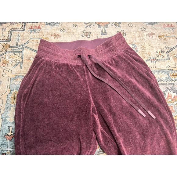 Lululemon Warm Down Jogger Sweatpants Velour Plum Track Pants 4 - Picture 10 of 10